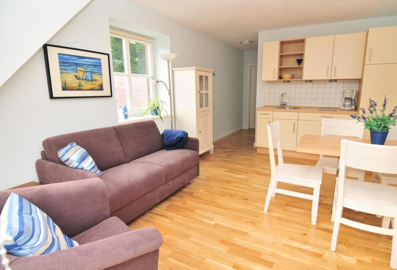 Schloms Hof Apartment Waffensen Ngoại thất bức ảnh