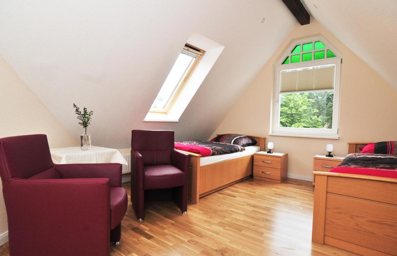 Schloms Hof Apartment Waffensen Ngoại thất bức ảnh